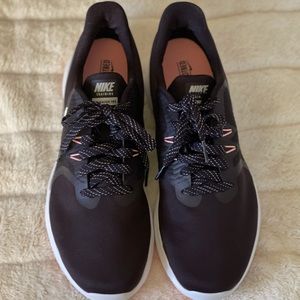 Nike Women’s in-Season TR 8 Cross Training Shoes